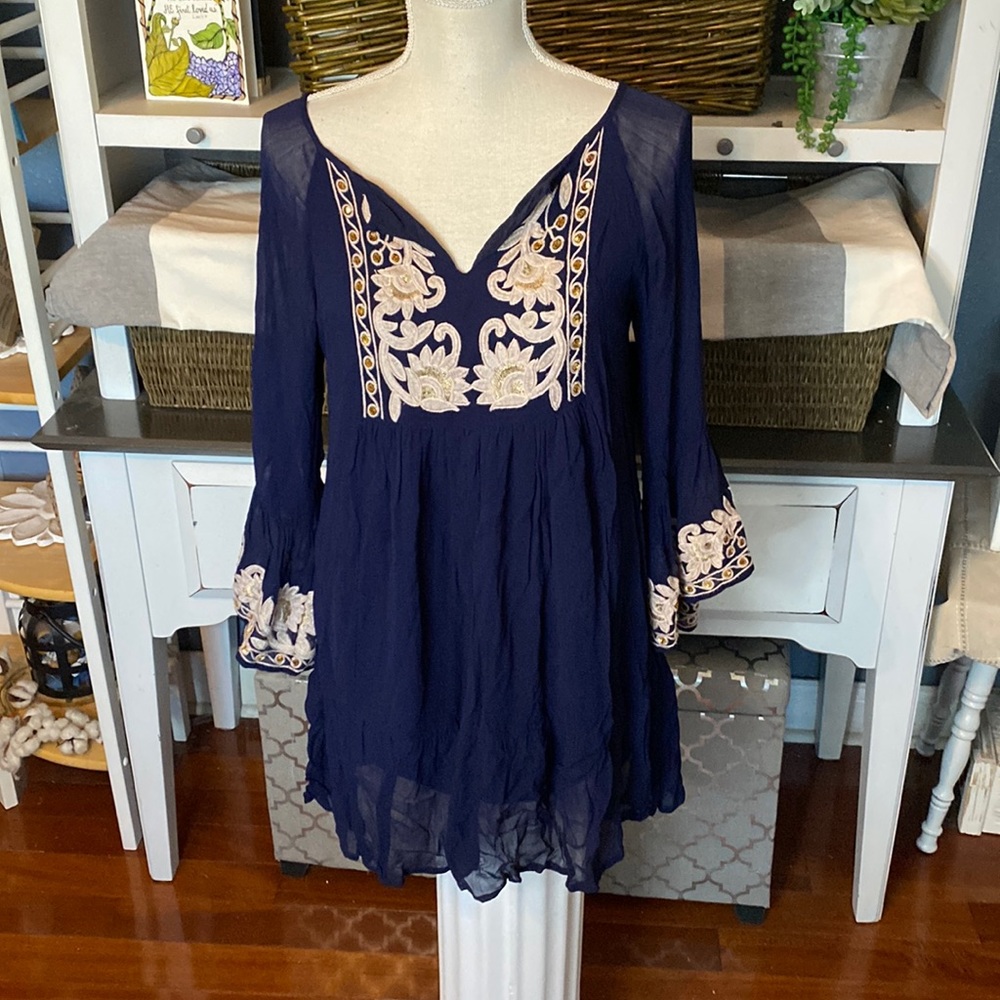 Miss June Paris Navy Embroidered Bell Sleeve Babydoll Dress Size 1